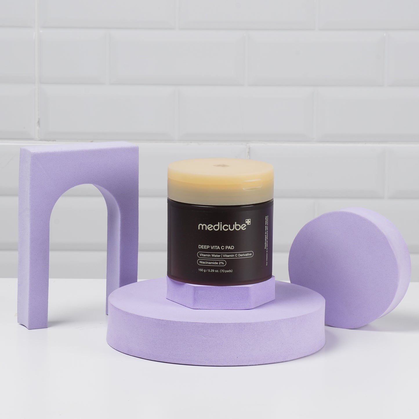 MEDICUBE: DEEP VITA C PAD