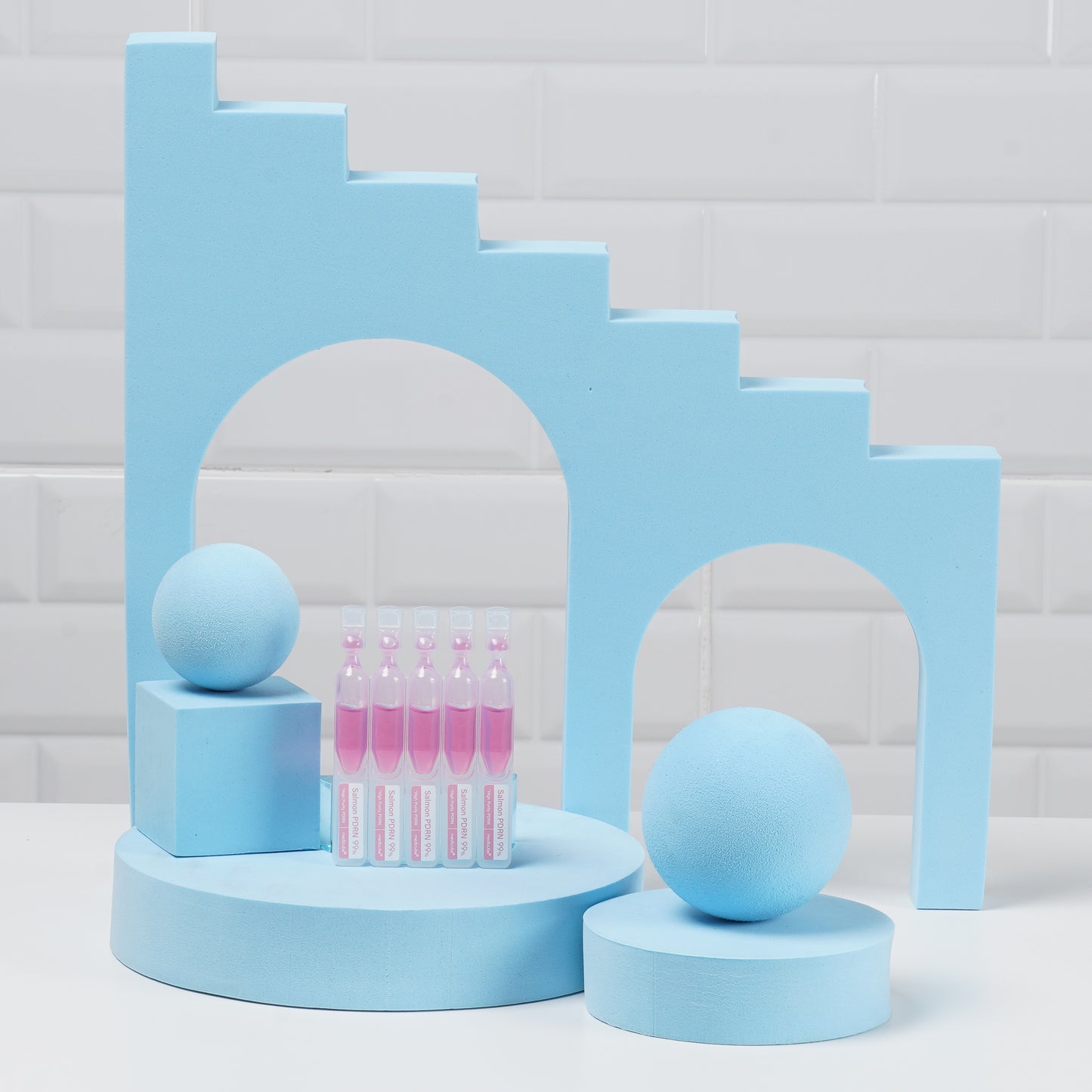 MEDICUBE: PDRN PINK ONE DAY SERUM